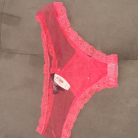 Victoria's Secret underwear Medium - Picture 2 of 3